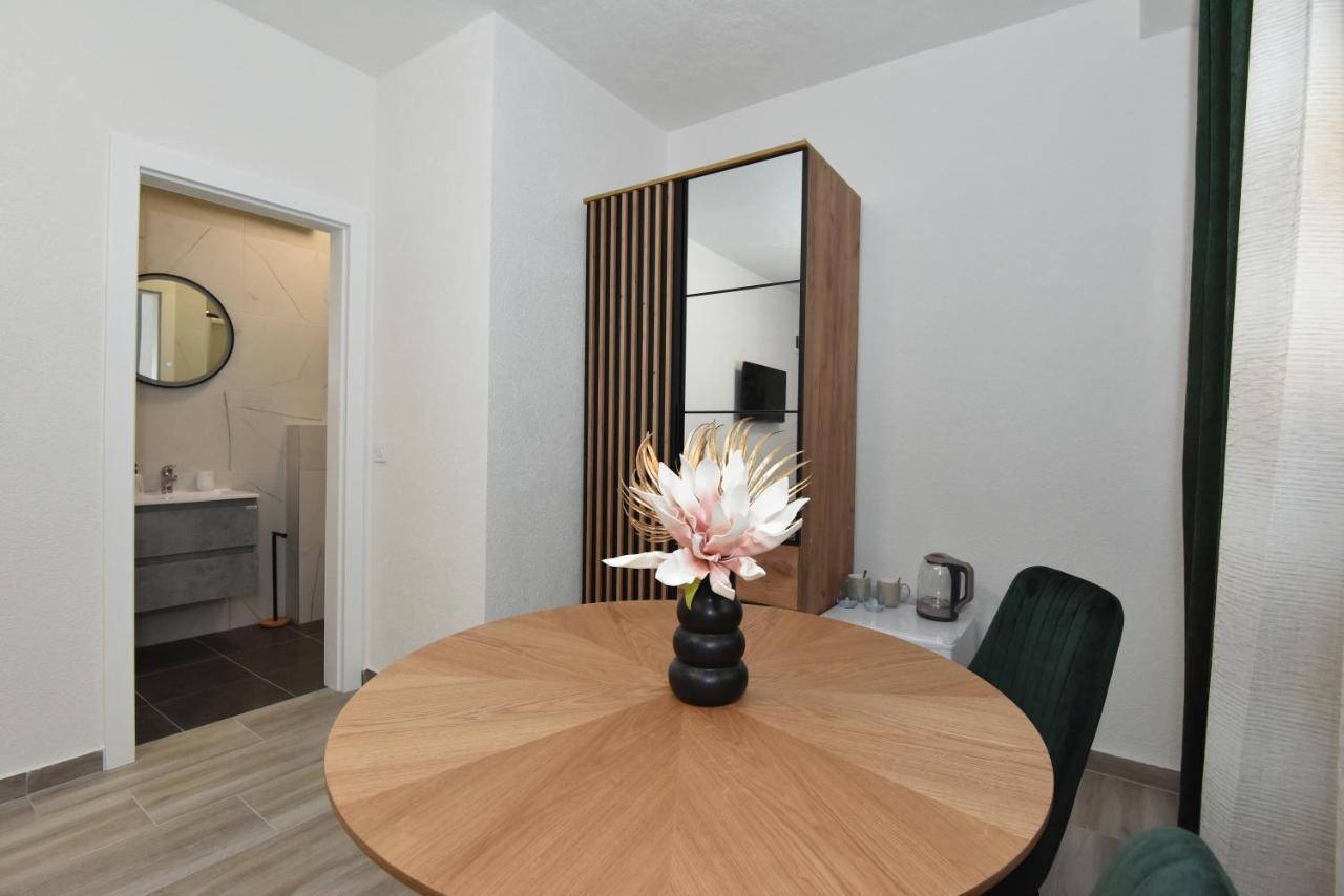 Sofia'S Studio & Room 扎达尔 外观 照片