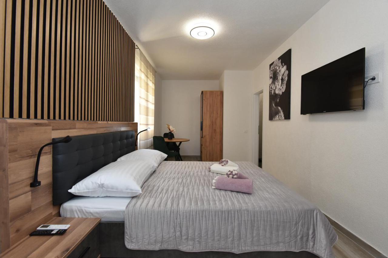 Sofia'S Studio & Room 扎达尔 外观 照片