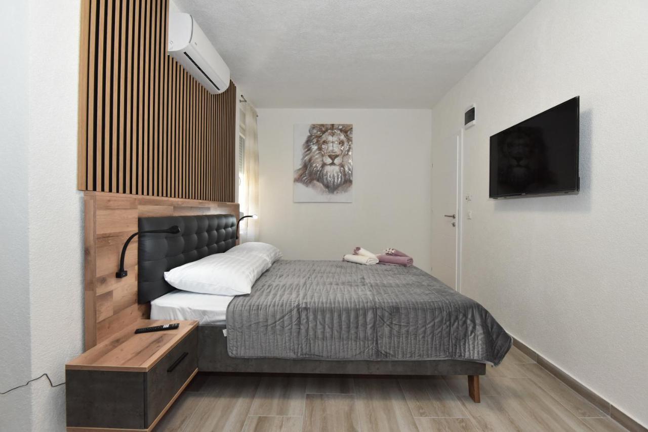 Sofia'S Studio & Room 扎达尔 外观 照片