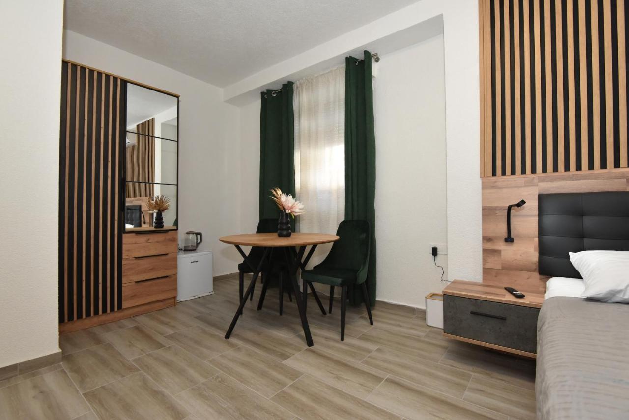 Sofia'S Studio & Room 扎达尔 外观 照片
